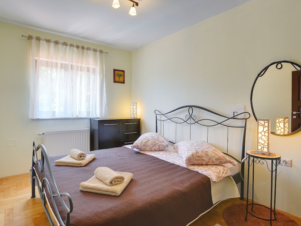 Holiday Home in Medulin With Pool view 3
