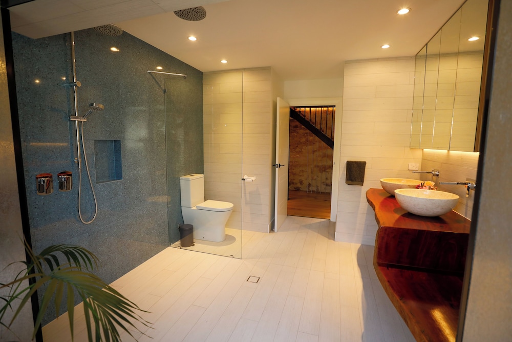 Old Chaff Mill Retreat - - luxury vineyard accommodation