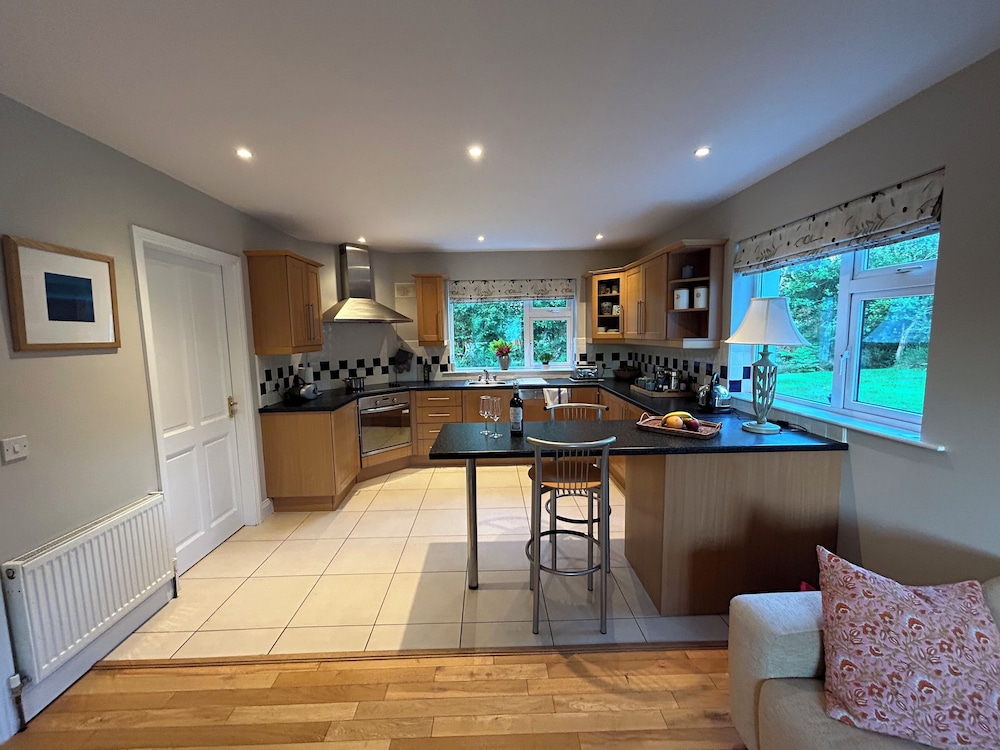 4 Bedroom Detached Home Close to Kenmare Town