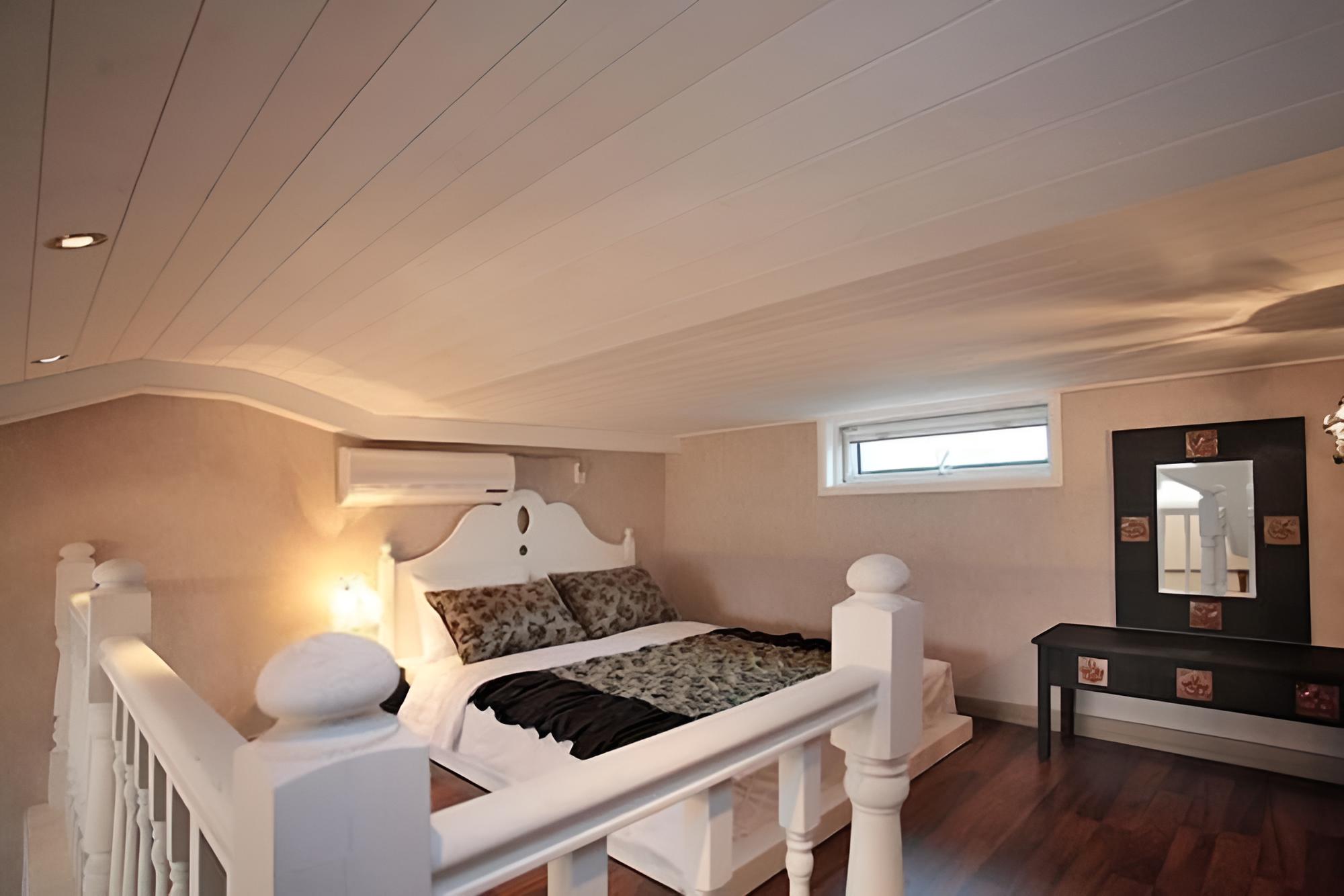 Taean Golden Wave Pension