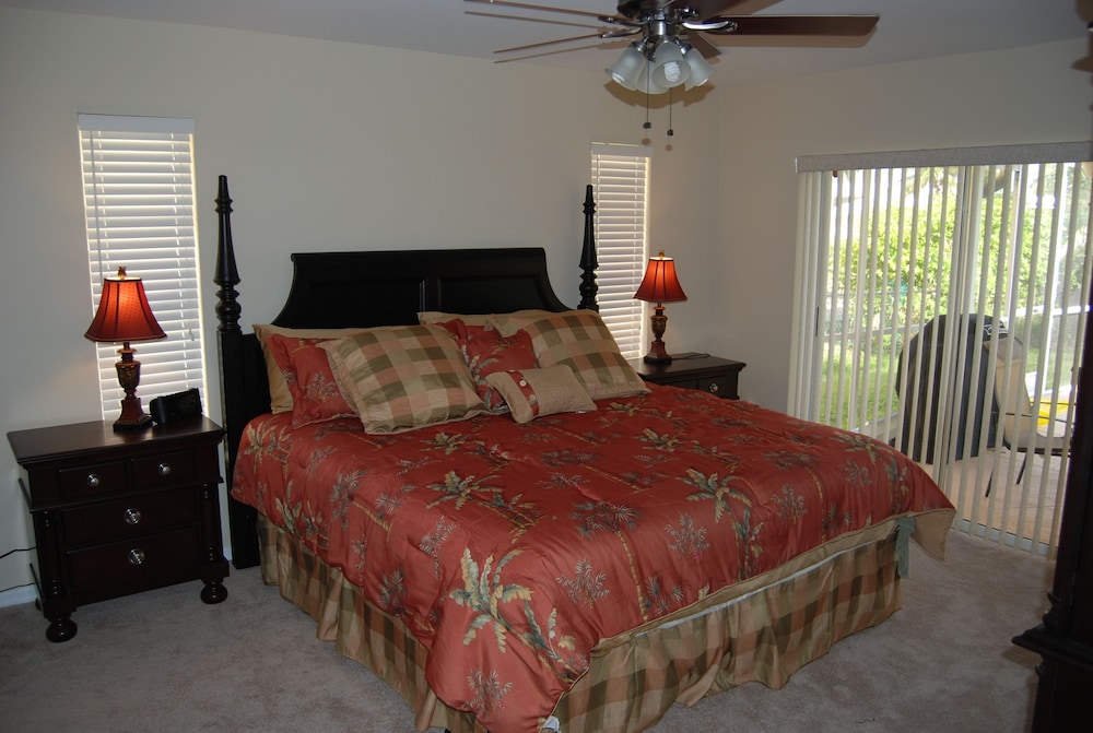 House Adrienne by Vacationhit view 3