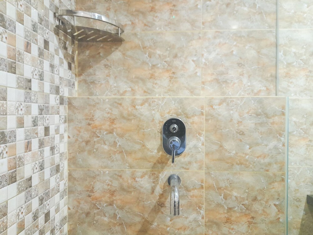 Tranquil And Modern Studio At Mataram City Apartment, Ngaglik - 14