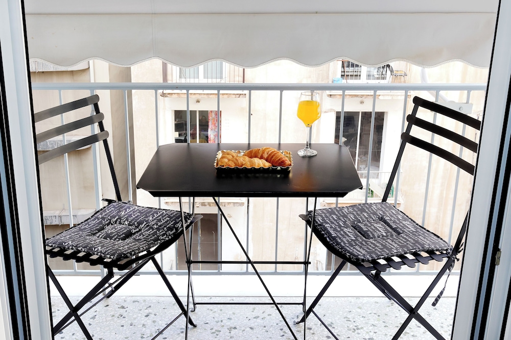 K9 Apartments