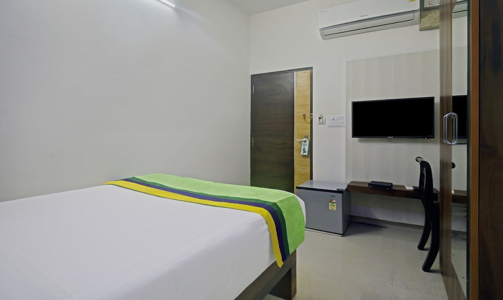 Treebo Trend Hotel Sampradaya