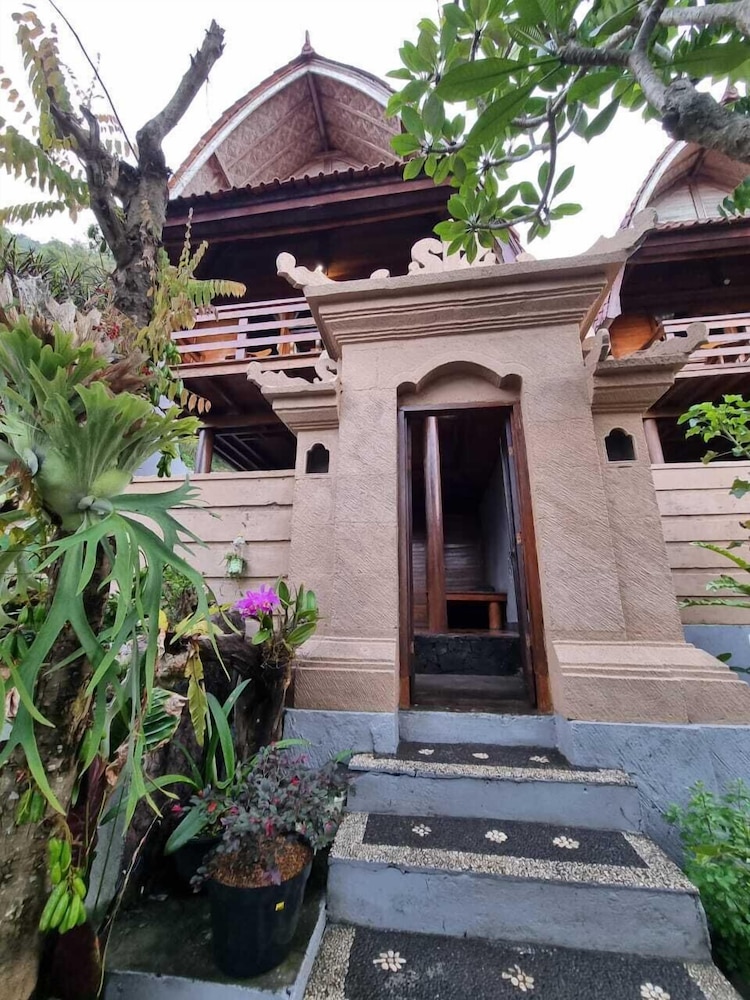 Baruna Cottages