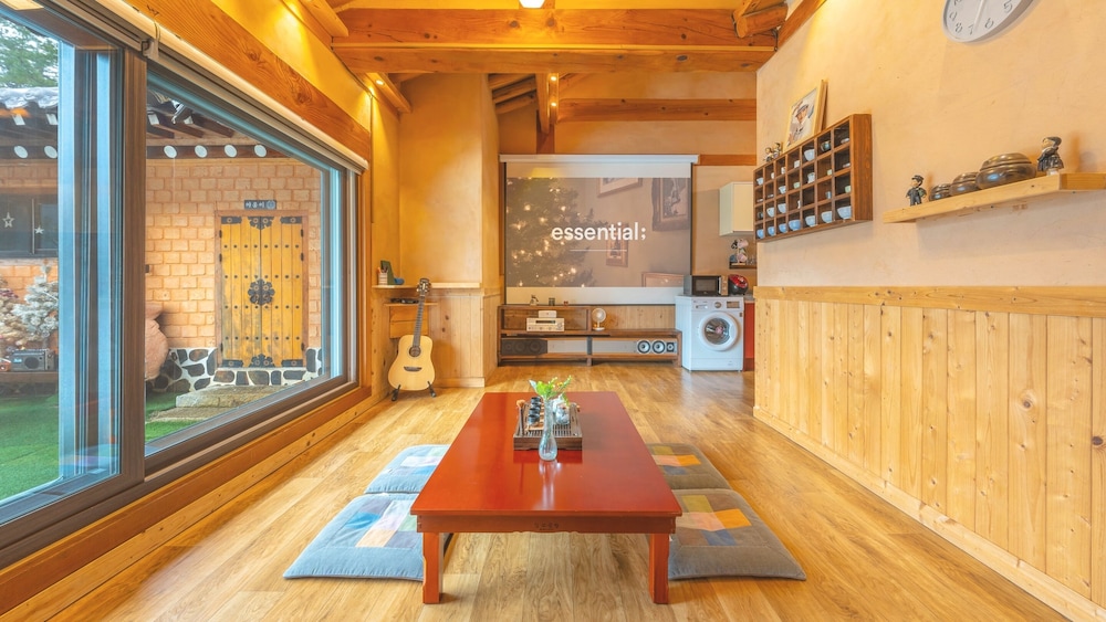 Yangpyeong Vivaco Hanok Stay
