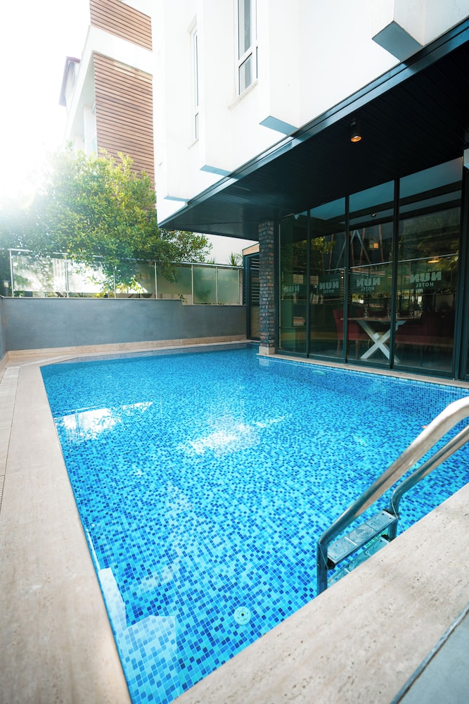 Nun By Laren Hotels - Image 66