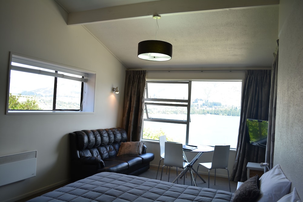 Lakeview Motel