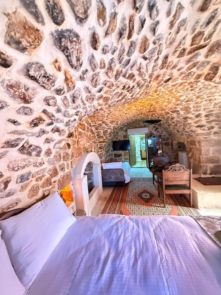 MİRİSSO KONAK HOTEL MARDİN ARTUKLU