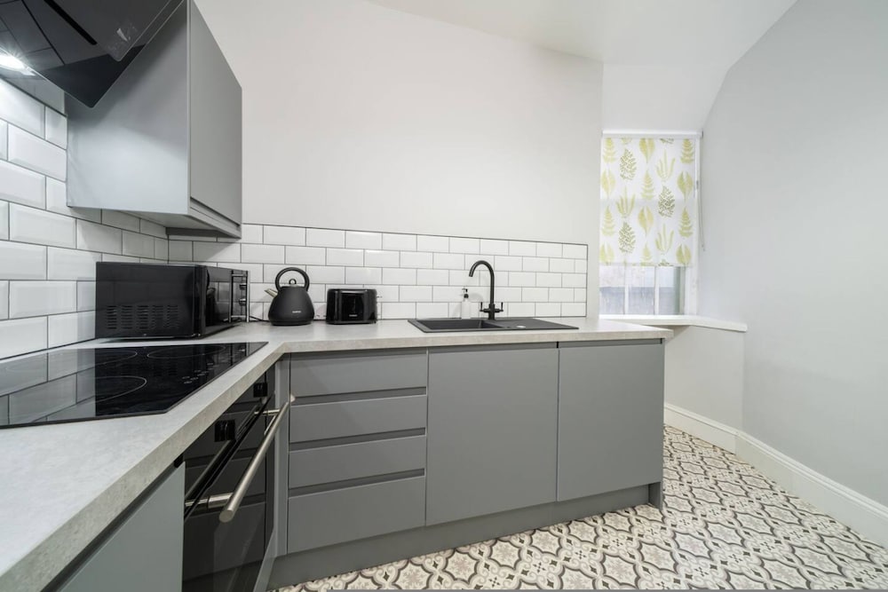 Lochside Apartment B