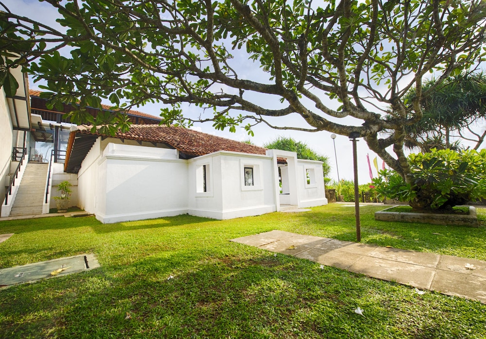 Hotel Thaala Bentota - Image 1