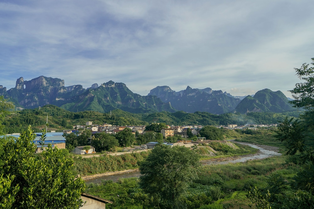 Tian's Resort