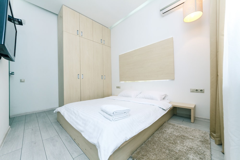 Kyiv Apartments