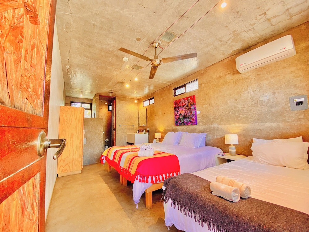 Perro Surfero Hotel Boutique - Todos Santos, BCS