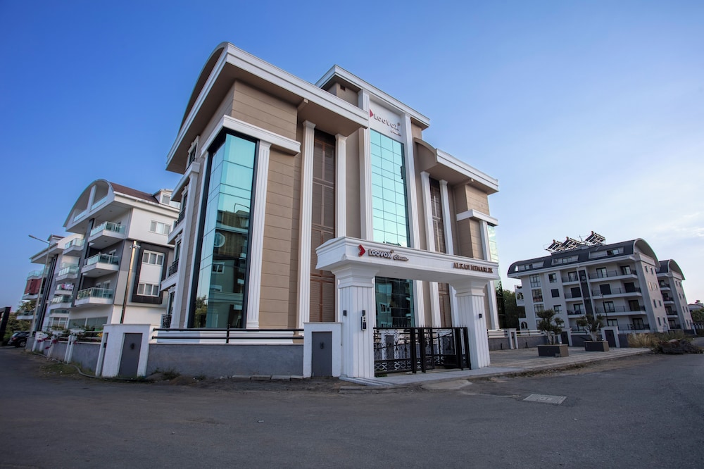 Loovox Suites