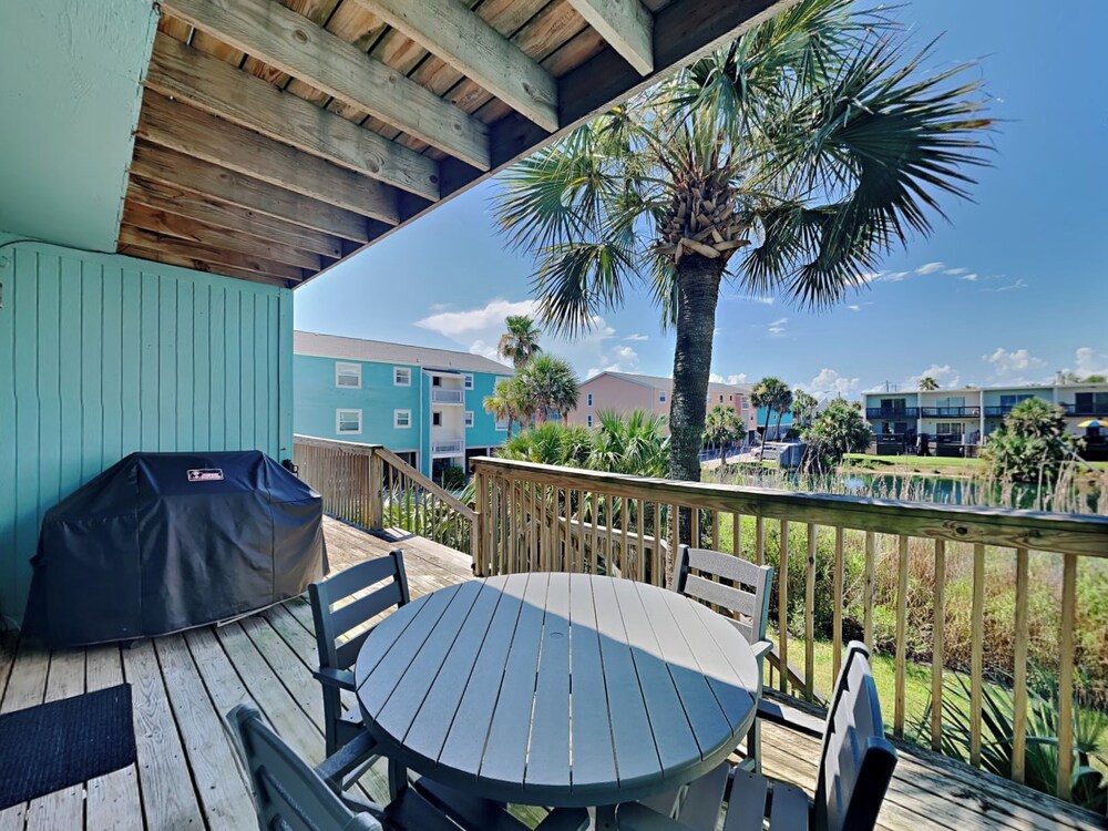 Coconut's Beach House by Southern Vacation Rentals