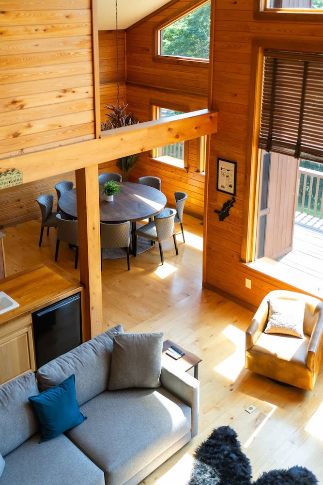 Love Afton Cabin - Family Home