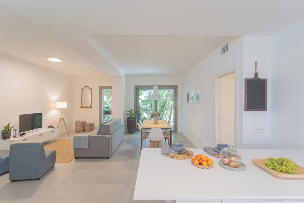 Salvia & Ginepro Apartments by Rent all Como