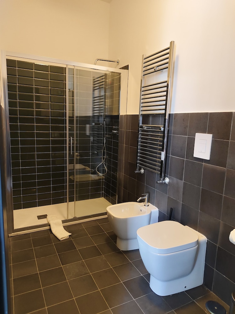 Altoledo Rooms and Suite