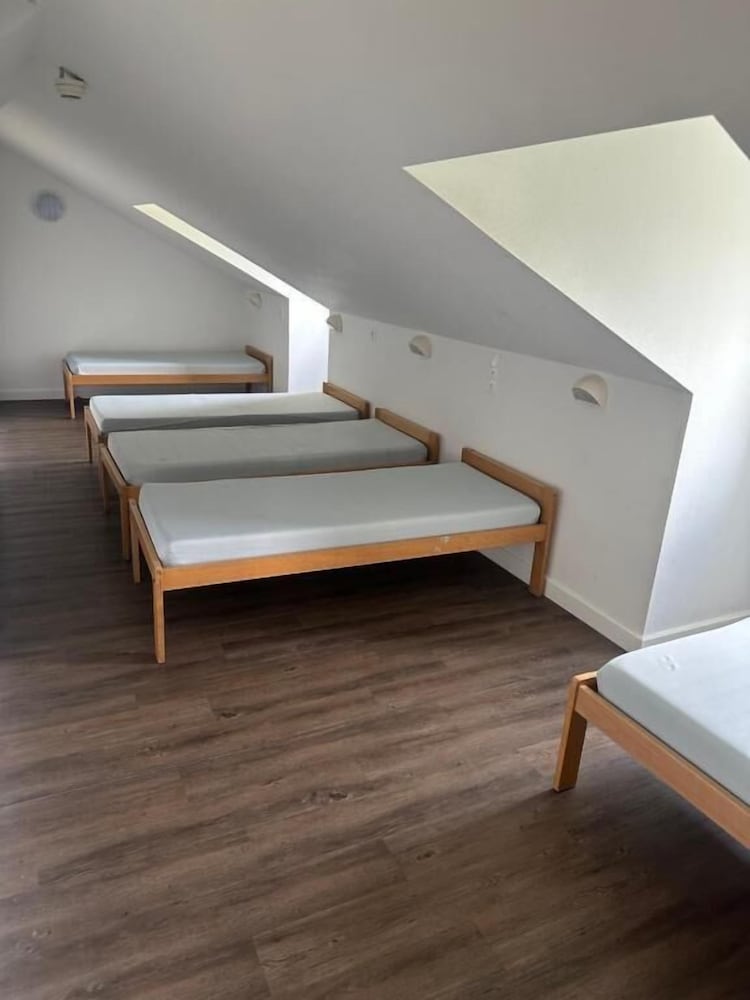 Auberge de jeunesse HI Millau La Maladrerie
