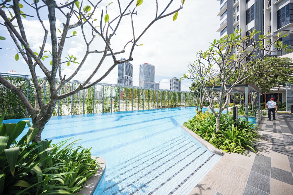 HighPark Suites by Airhost