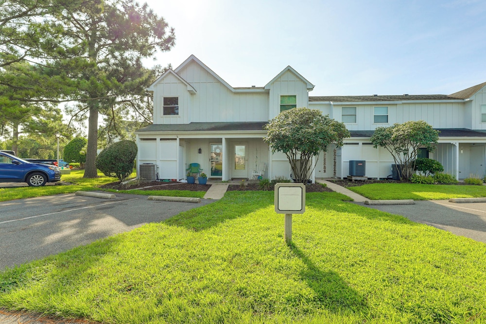 3 Mi to Fenwick Island & Beach: Family Townhome