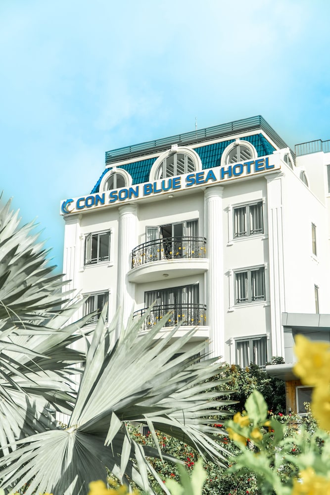Con Son Blue Sea