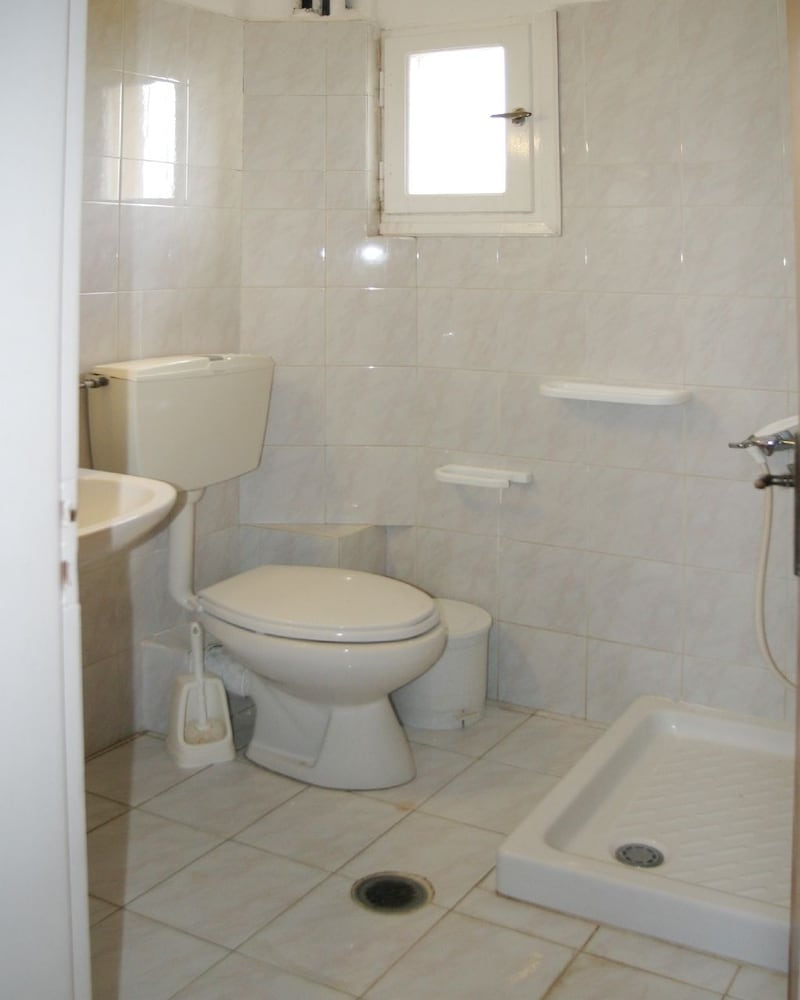 Aglaia Apartments & Studios