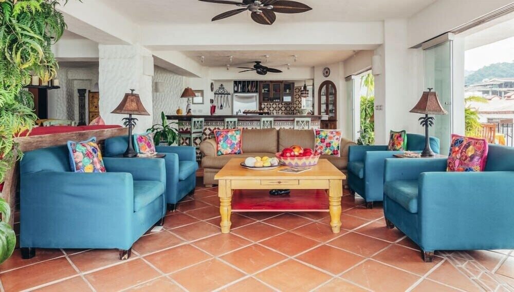 Ocean View 3Br Condo-balcony-beach-pool - 812