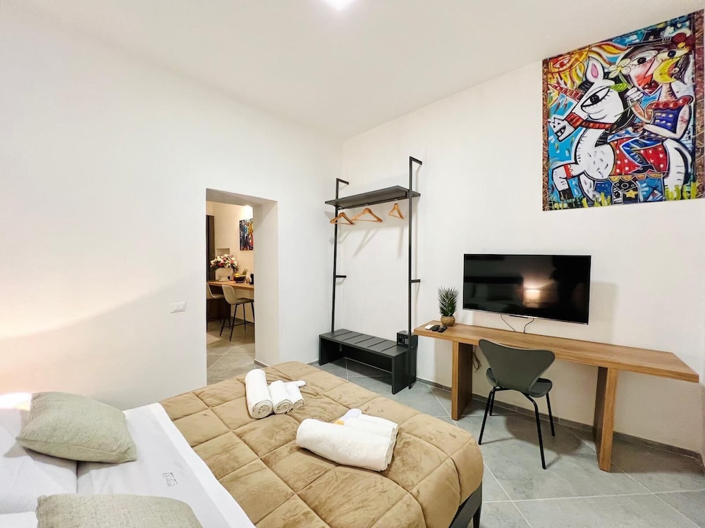 PRETORIA SUITES