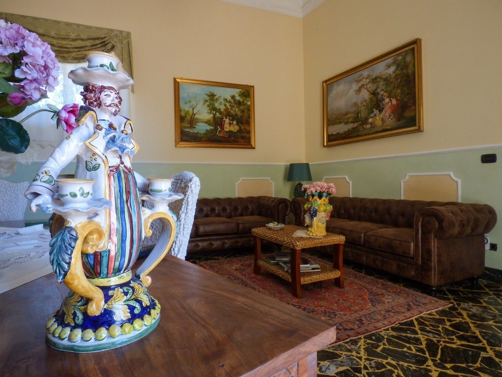 Palazzo Giovanni en Acireale — lounge