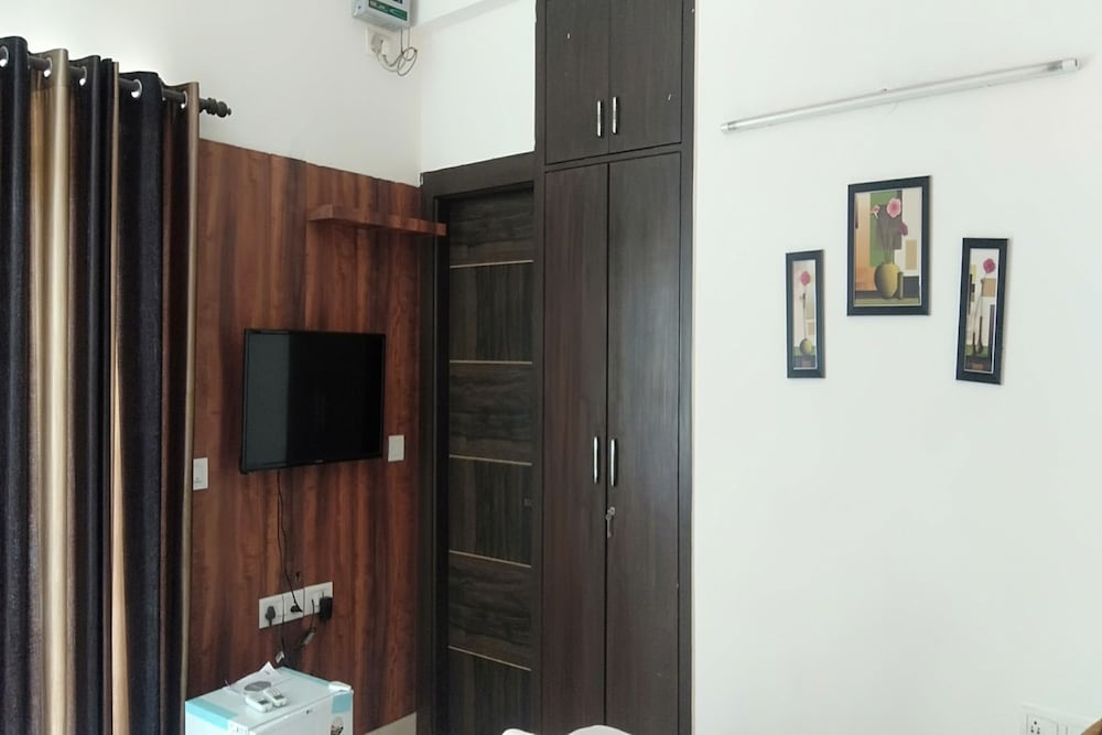 Photo 9