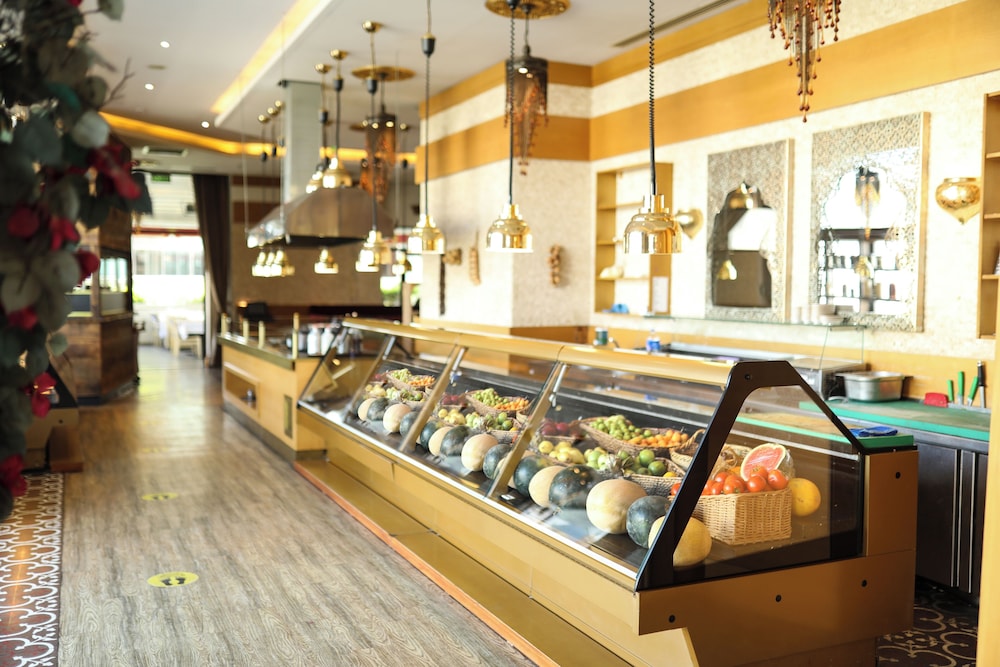 Elits Suits - Image 30