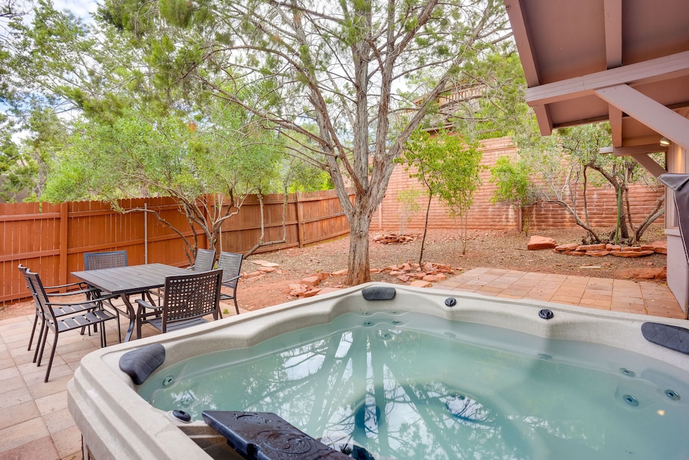 Hot Tub & Patio: Modern Sedona Home! view 4