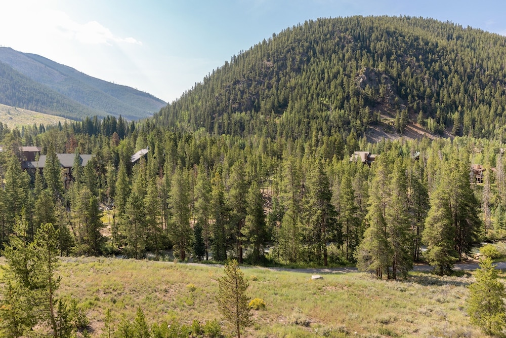 The Pines - Keystone Ski Resort CO Vacation Lodging