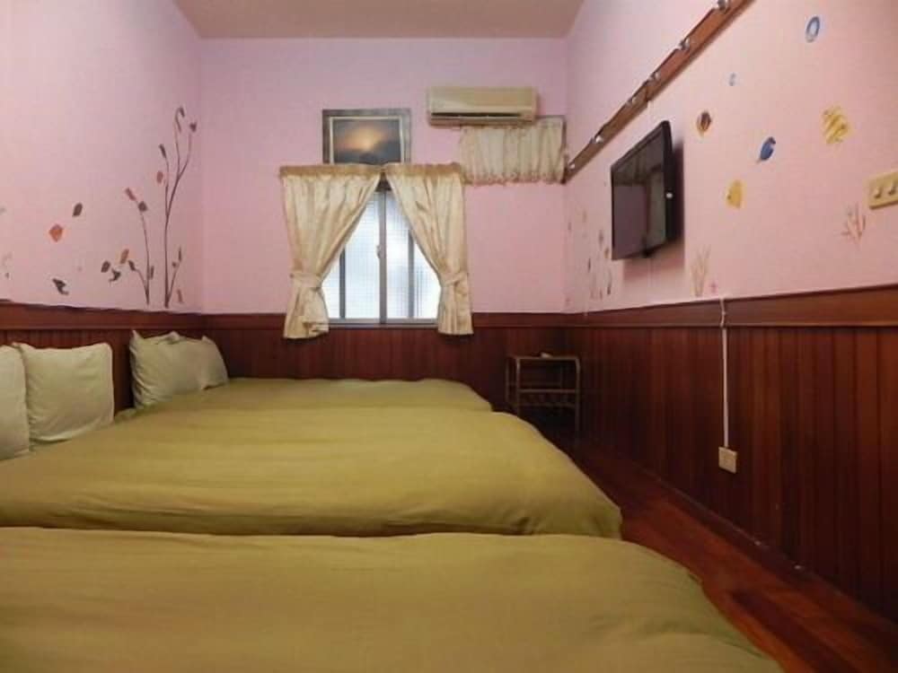 In Spring Garden Hostel