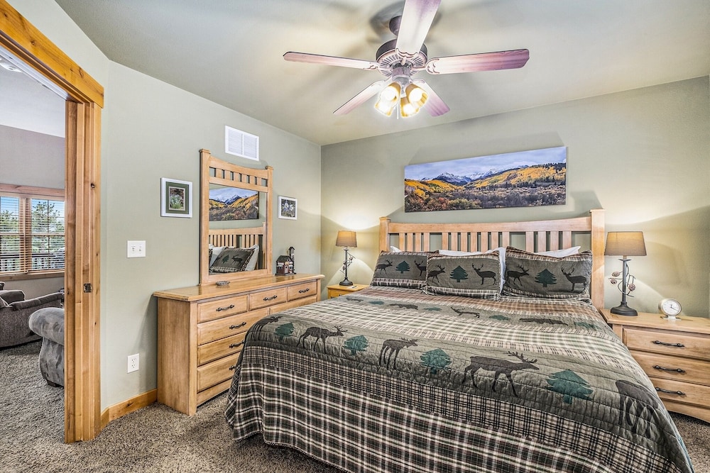 Solitude Condos - Estes Park CO
