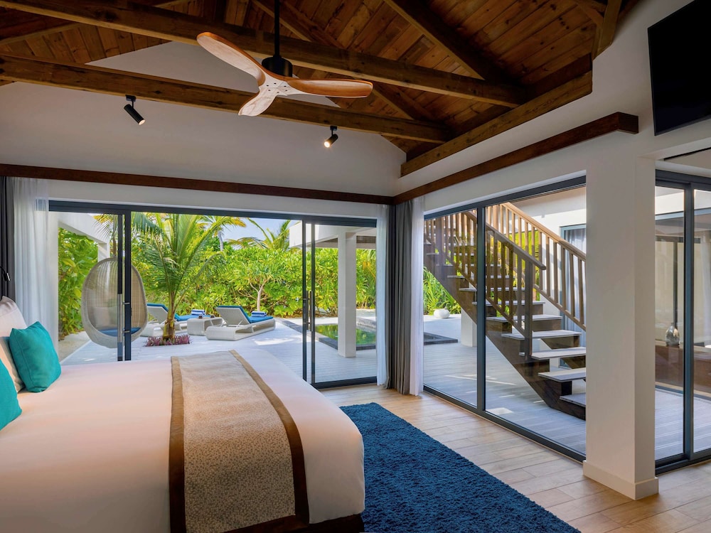 Kuredhivaru Resort & Spa Maldives by Accor