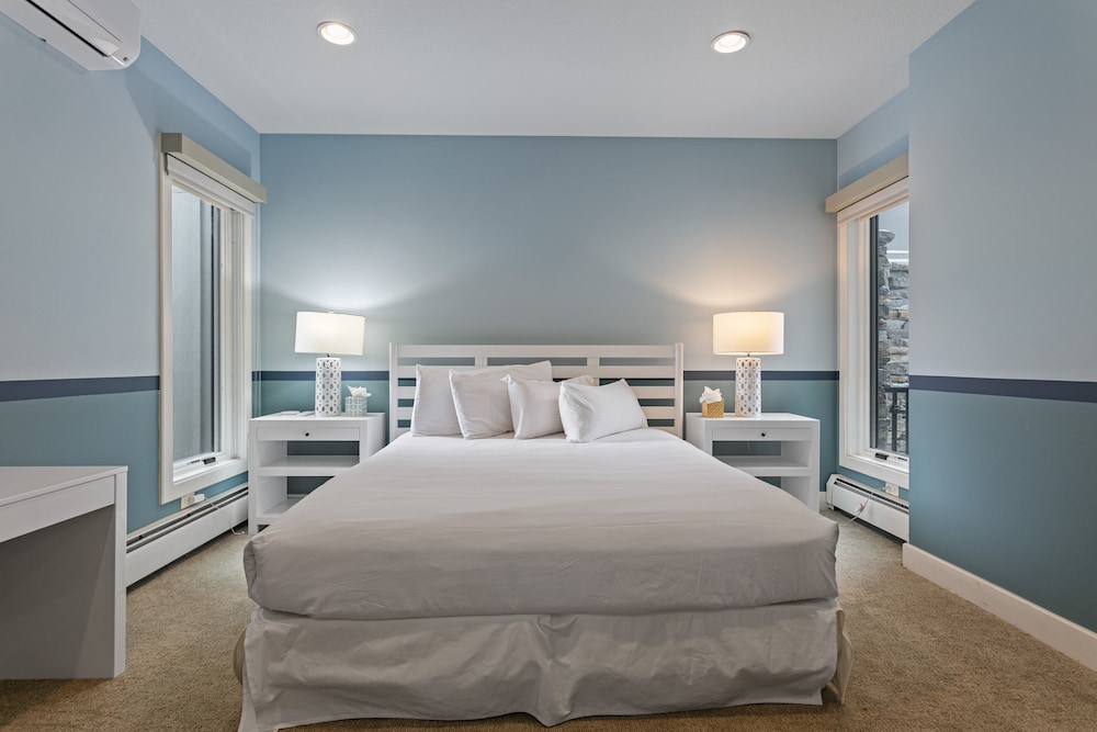 1688 - Five Bedroom with Hot Tub Pinnacle 5 Condo