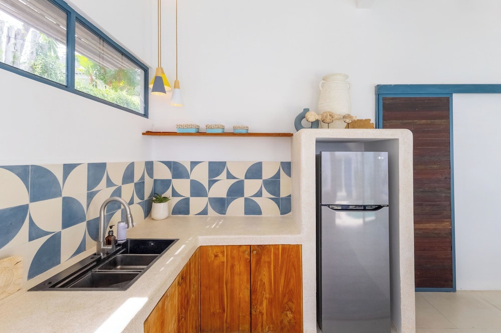 Santorini Suites