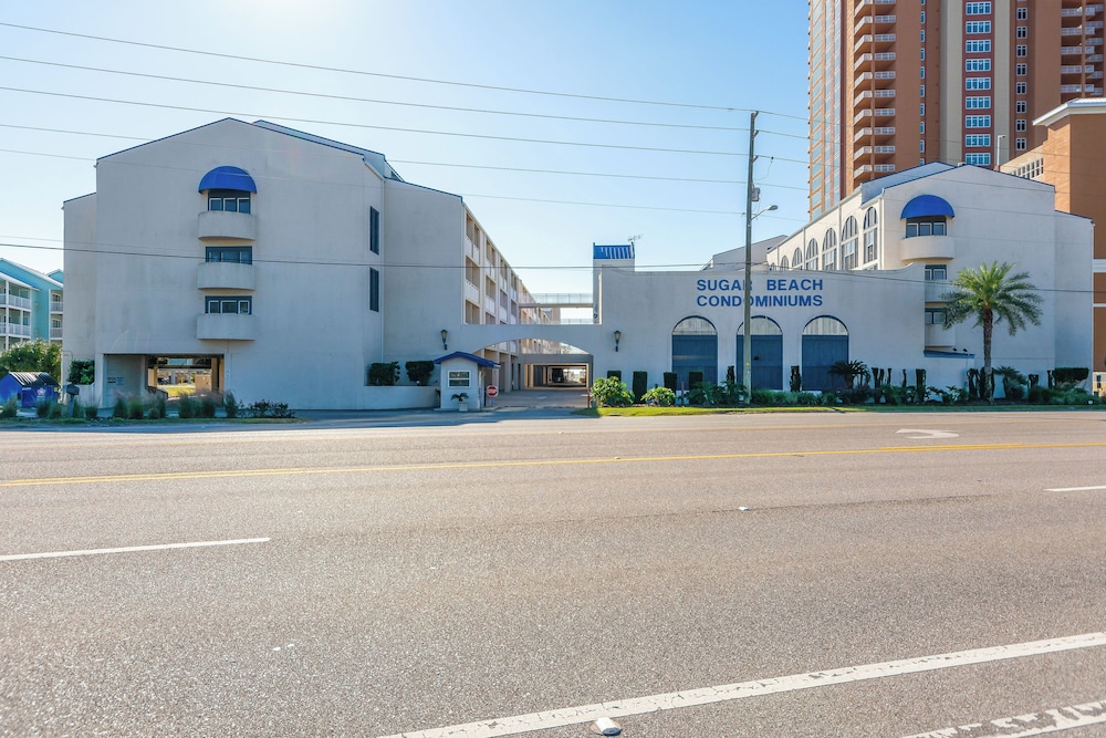 Access to 4 Pools: Oceanfront Orange Beach Condo