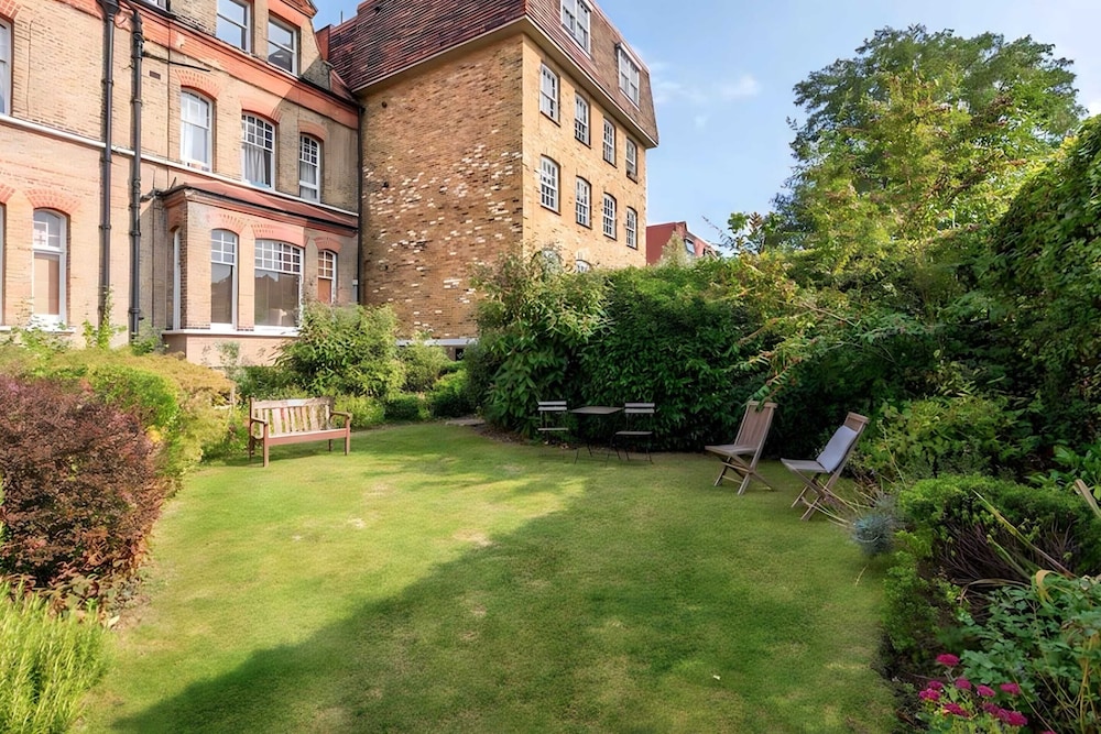 Putney Chic 1-bed Gem