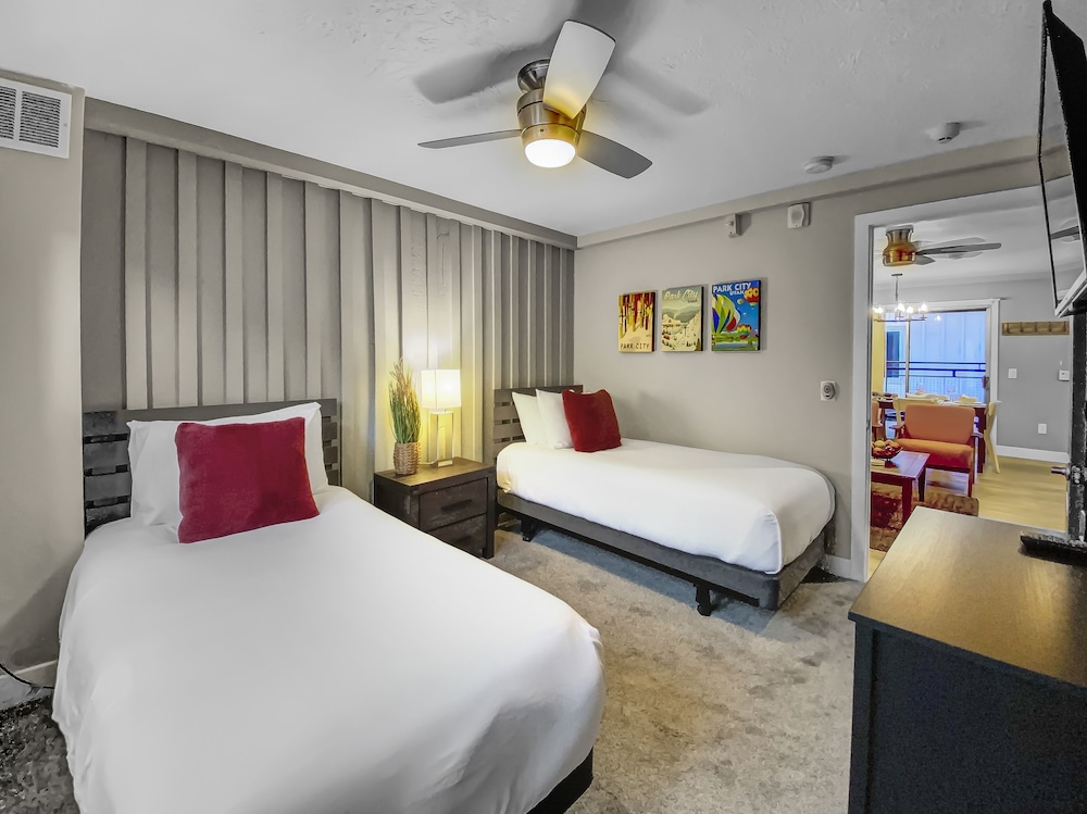 Edelweiss Mountain Dream! 2 Bedroom Condo by RedAwning view 2
