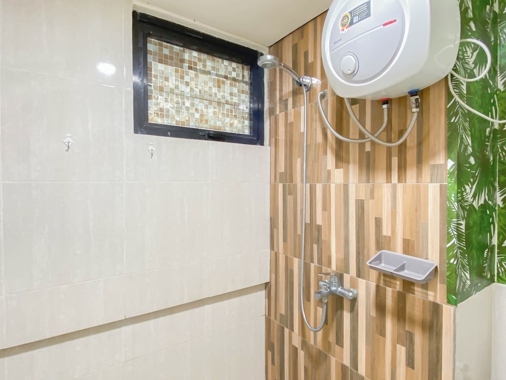Comfort And Tidy 2Br With Extra Room Apartment Meikarta