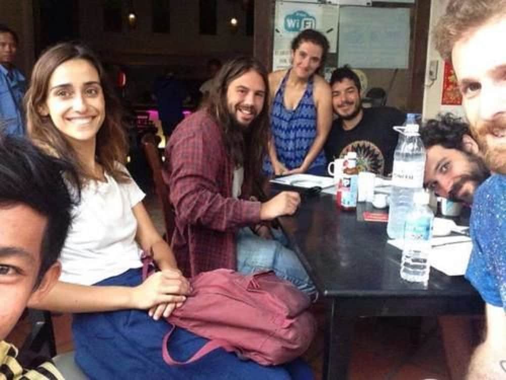 B52 Hostel