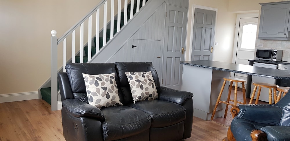 Jacks Coastguard Cottage view 4