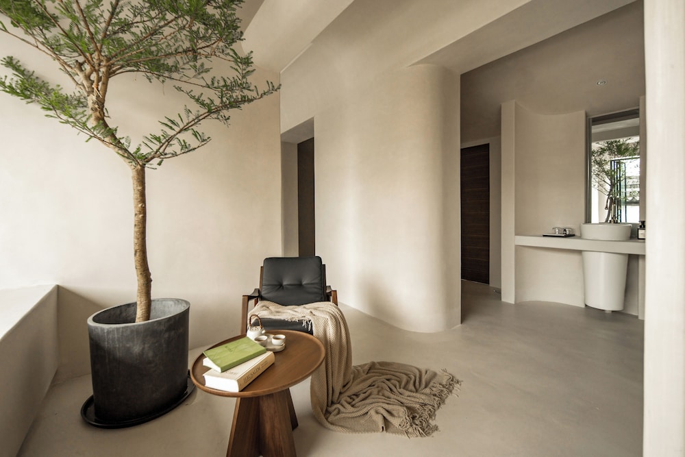 Jiangnanfu Bed and Breakfast