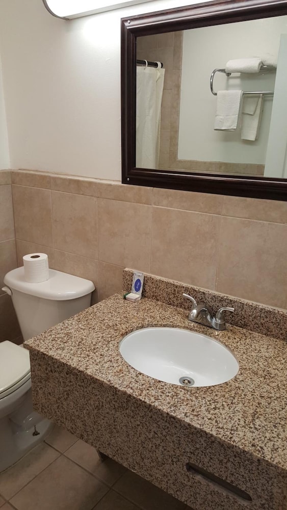 Luxury Inn & RV Park