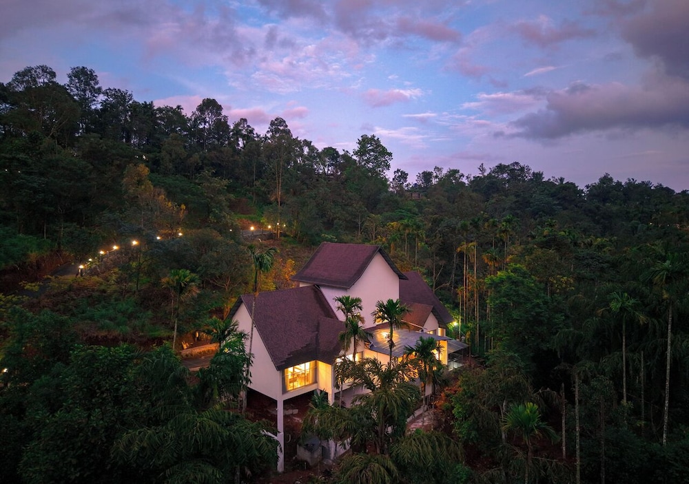 Achutham Cottages Wayanad by VOYE HOMES