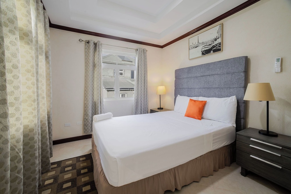 Best E Villas St. Silas